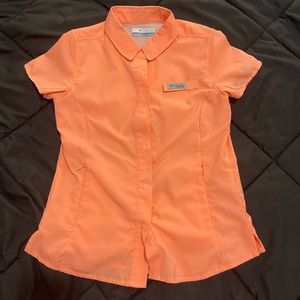 Girls Columbia shirt